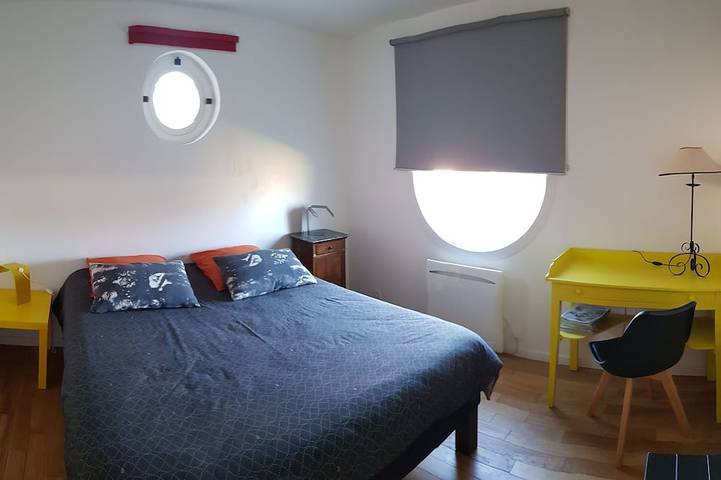 Location de vacances pour 12 personnes, avec jardin à Urville-Nacqueville - 2