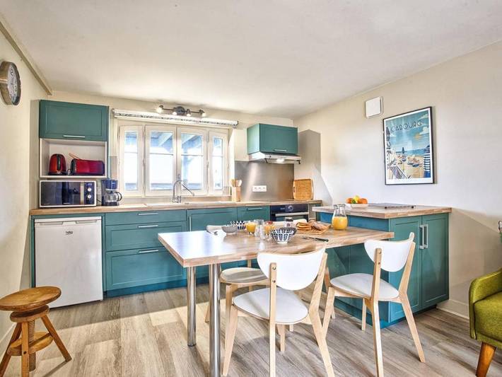 Location de vacances pour 2 personnes, avec terrasse et jardin dans Plage du Hôme - 2
