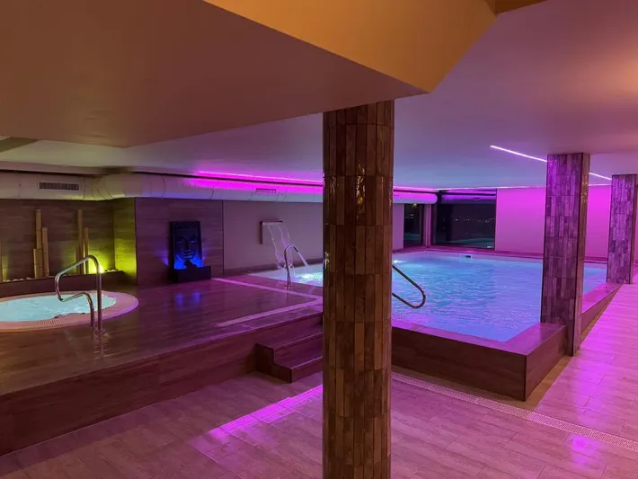 Apartamento de vacaciones para 3 personas, con jacuzzi además de piscina y jardín - 1
