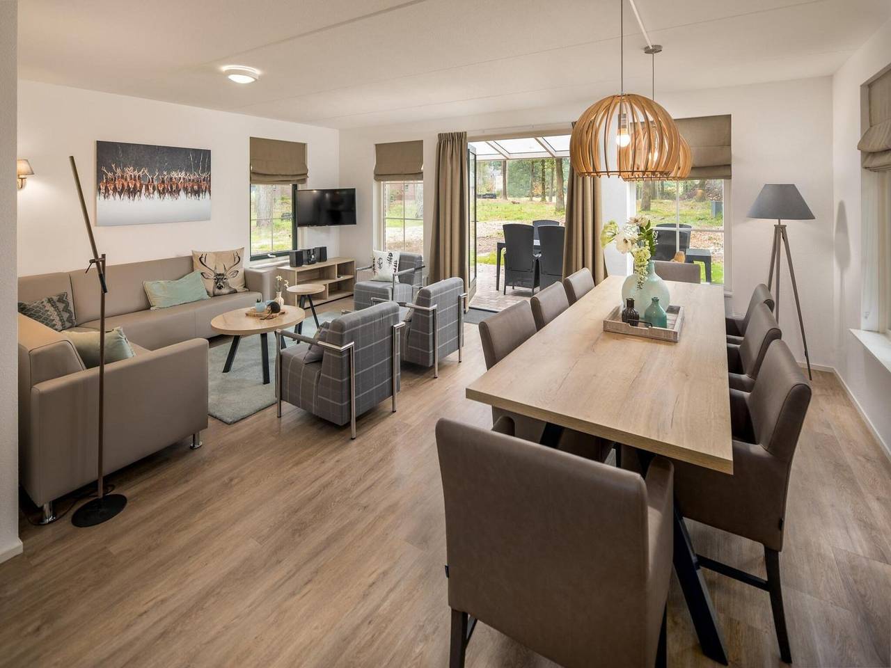 Wellnessbungalow mit Whirlpool,Sauna in Hooghalen, Drenthe