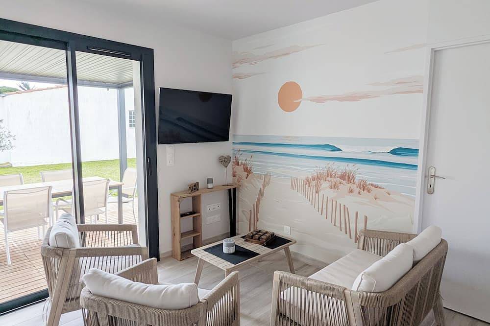 Villa Øra - F3 new with all comforts + garden, near beach and market in La Brée-les-Bains, Côte de Beauté