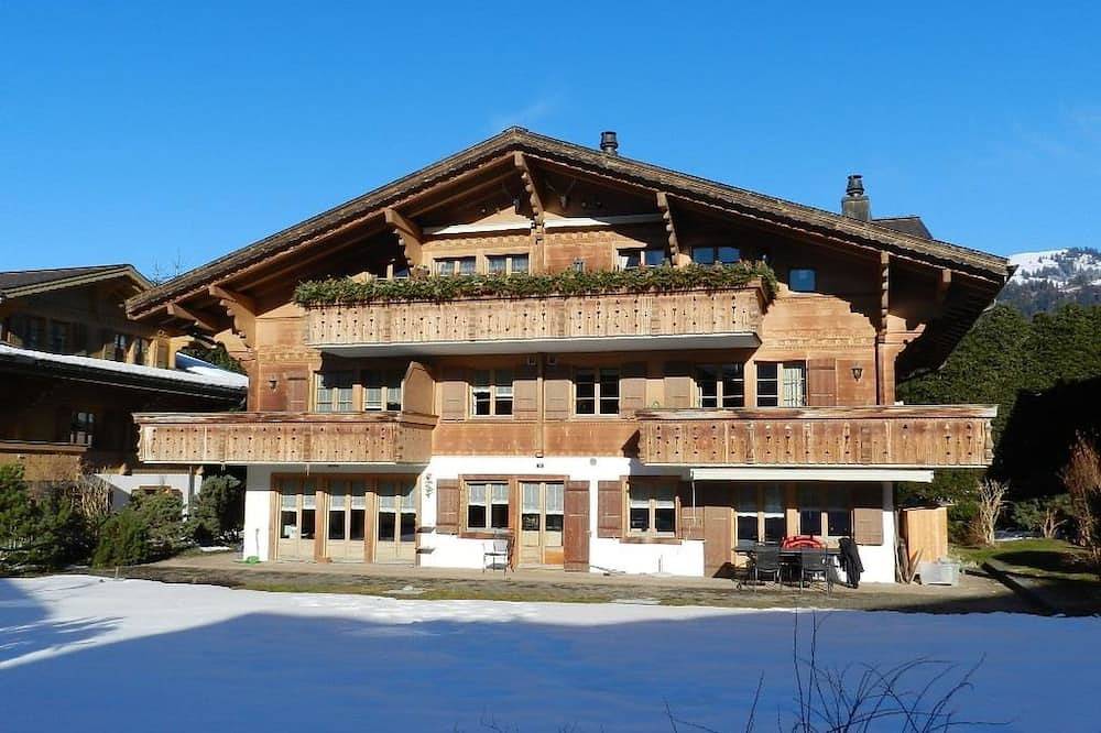 Ganze Wohnung, Lisa Appartement/Fewo, Dusche oder Bad, Wc 4-Bettwohnung in Gstaad, Saanen
