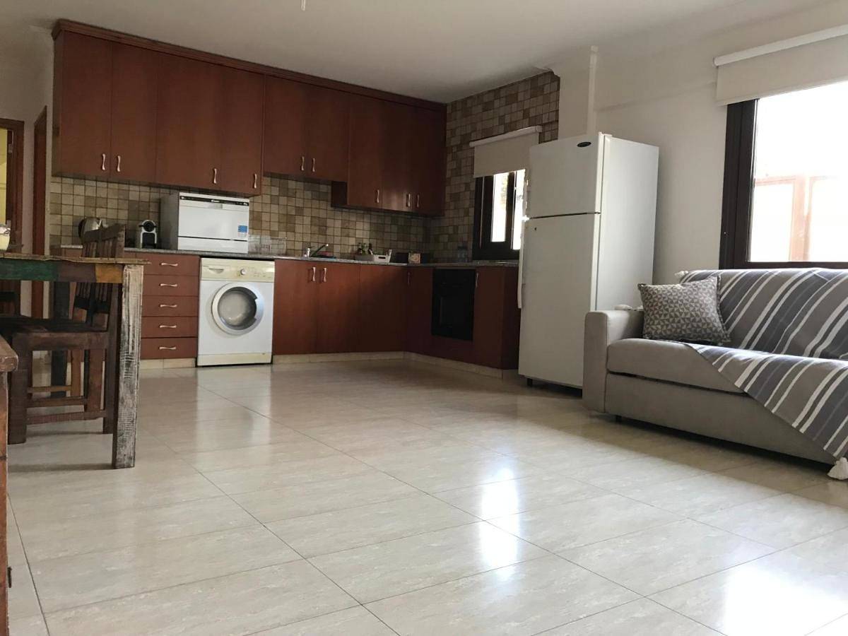 Appartement entier, Mystra Place in Engomi, Chypre du Sud