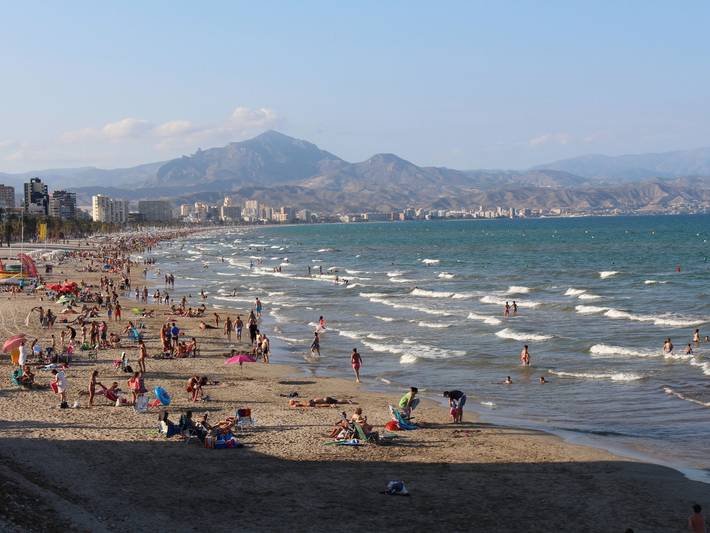 Apartamento para 2 personas, con Balcón y Piscina en Playa Muchavista
