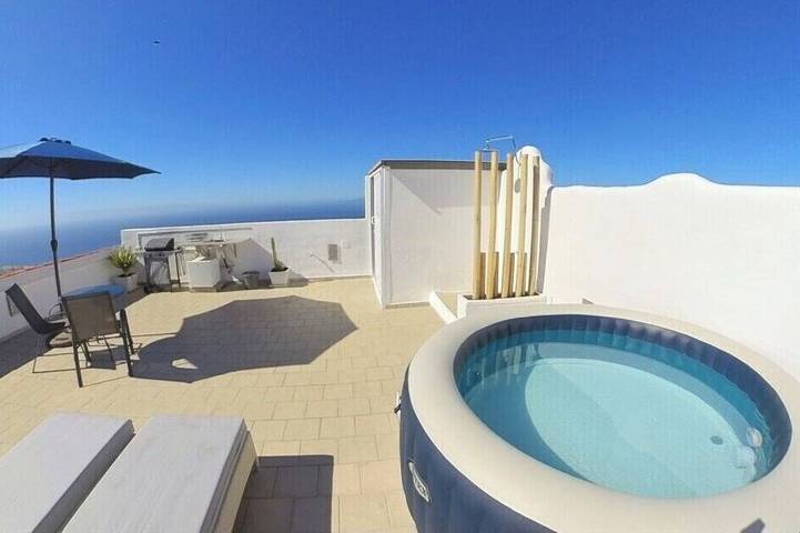 Ferienwohnung für 2 Personen, mit Whirlpool und Balkon