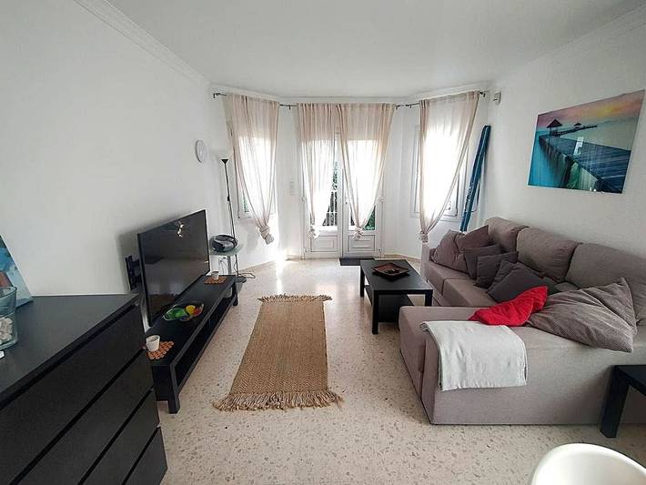 Ferienhaus für 6 Personen, mit Terrasse und Garten sowie Kinderpool in Oliva - 4