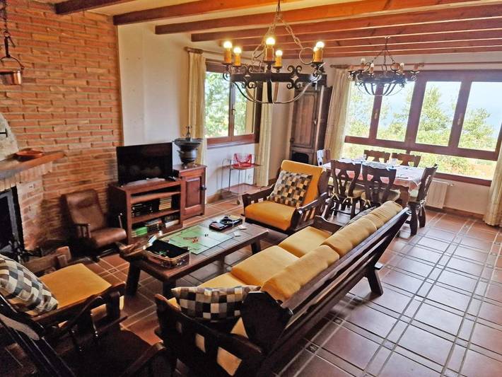 Casa rural para 8 personas, con Balcón y Terraza además de Jardín y Vistas en Val de San Vicente - 4