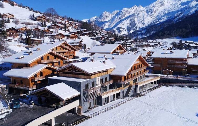 Appart’hôtel pour 2 personnes, avec piscine et terrasse ainsi que sauna et jacuzzi