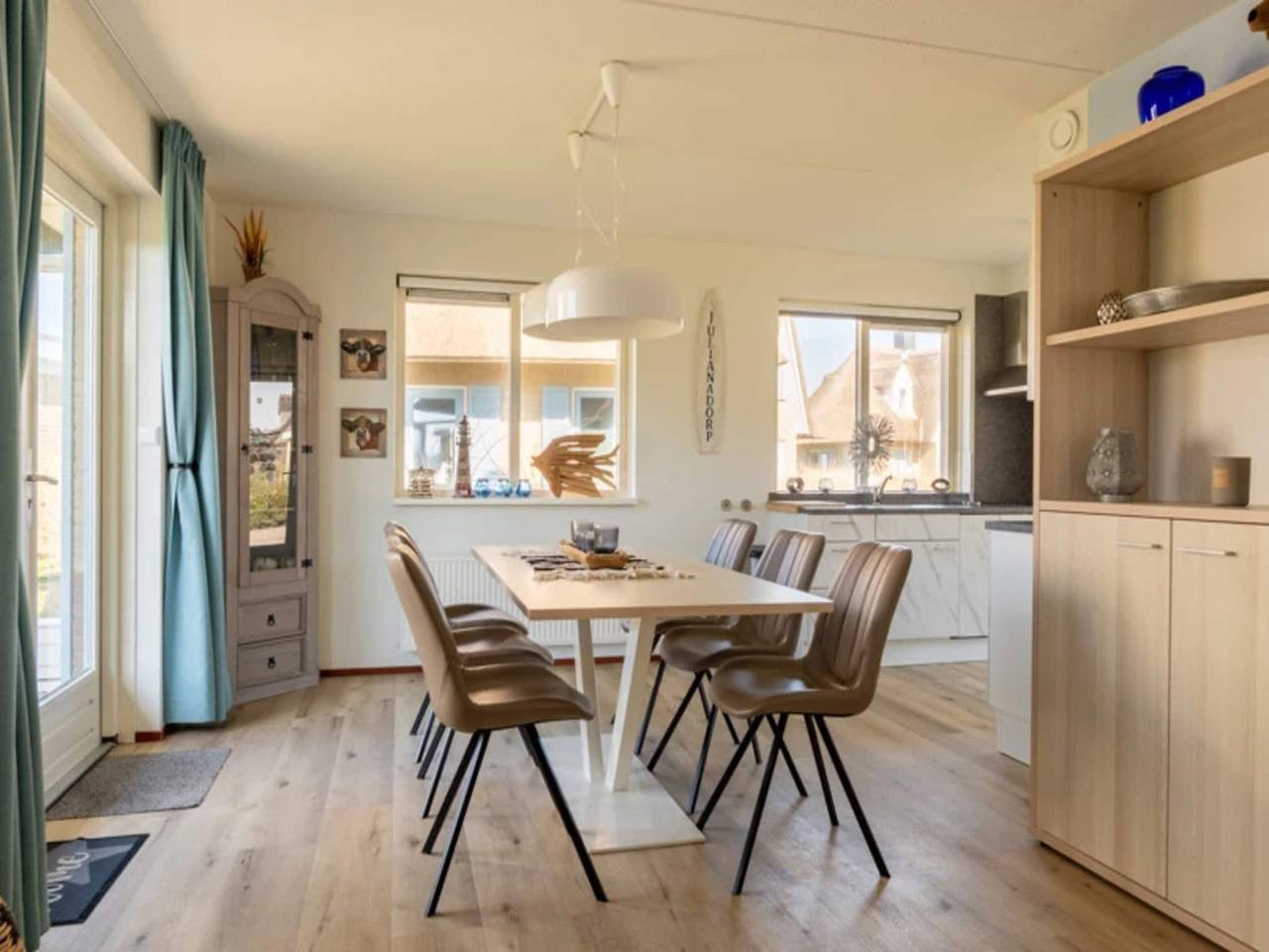 Villa nahe Strand mit Garten in Julianadorp aan Zee, Julianadorp