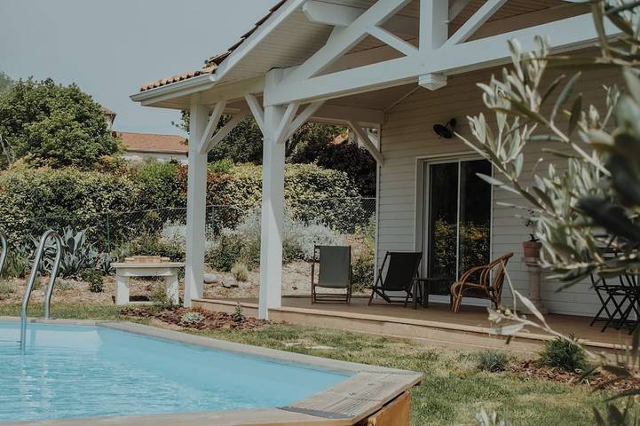 Location de vacances pour 5 personnes, avec jardin et terrasse à Fieux