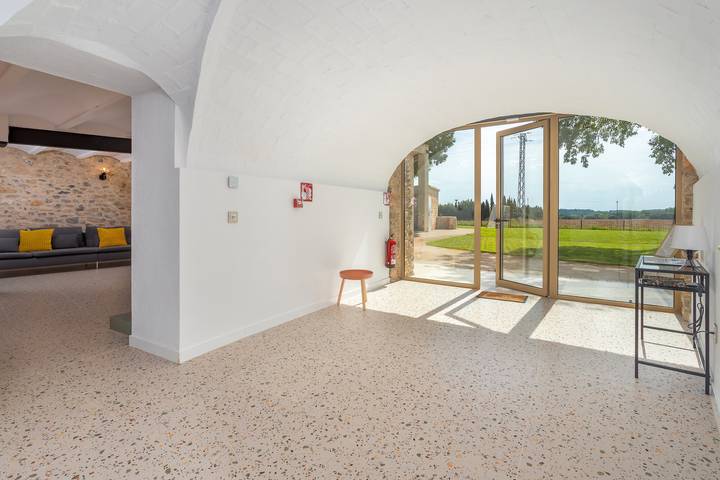 Casa rural para 20 personas, con jardín en Pla de l'Estany - 4