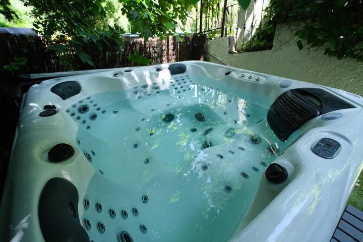Chalet para 8 personas, con Jacuzzi y Terraza además de Jardín y Piscina en Provincia de Madrid - 4