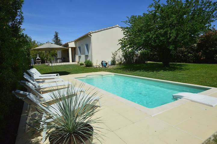 Casa de vacaciones para 6 personas, con terraza y jardín - 1