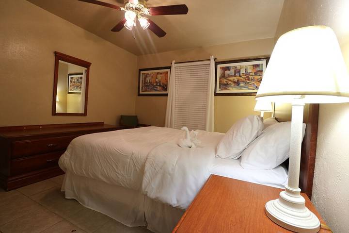 Vacation rental for 10 people, with terrace and pool in Missouri City