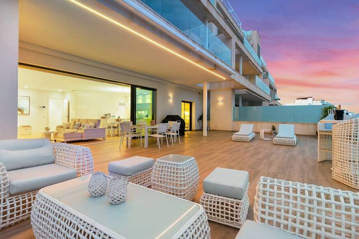 Holiday apartment for 6 people, with pool and garden as well as terrace - 1