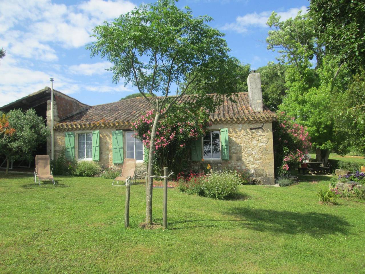 Joli gîte à la campagne in Gondrin, Gers