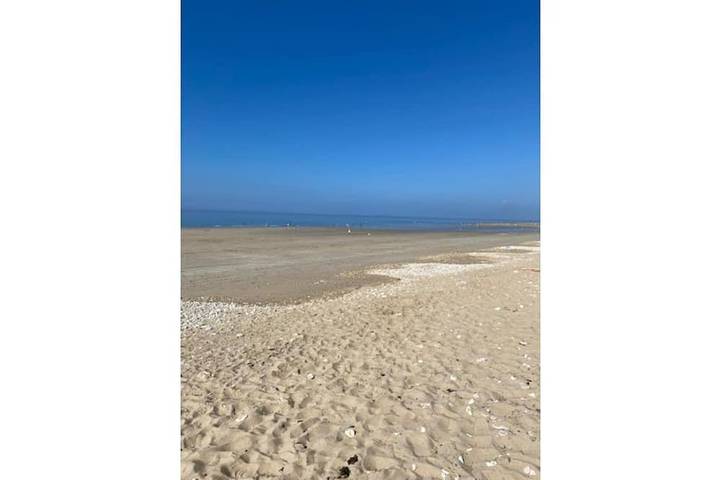 Location de vacances pour 7 personnes, avec Piscine à Prailles