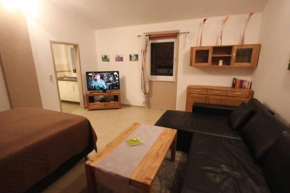 Ganze Wohnung, In Ludorf mit Garten und Terrasse in Ludorf, Müritz