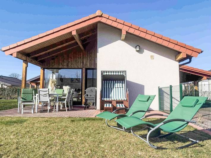 Bungalow für 6 Personen, mit Garten