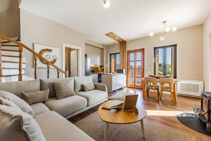 Villa für 6 Personen, mit Garten und Balkon, kinderfreundlich in Albanien