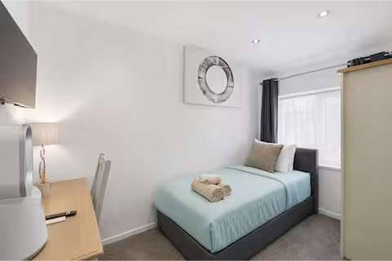 Nottingham Home 4 Bedrooms sleeps 7 city hospital in Nottingham, East Midlands