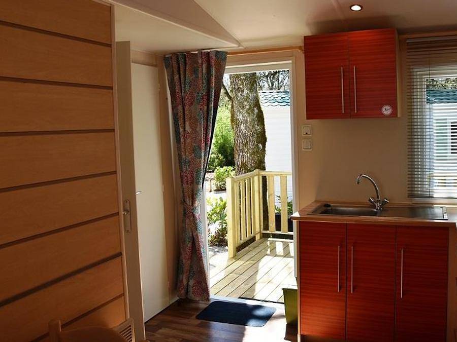 Camping La Chêneraie **** - Mobilhome 4 personnes - Mobil home Le Super Venus - non climatisé - 2 chambres - D in Saint-Géry-Vers, Parc Naturel Régional des Causses du Quercy