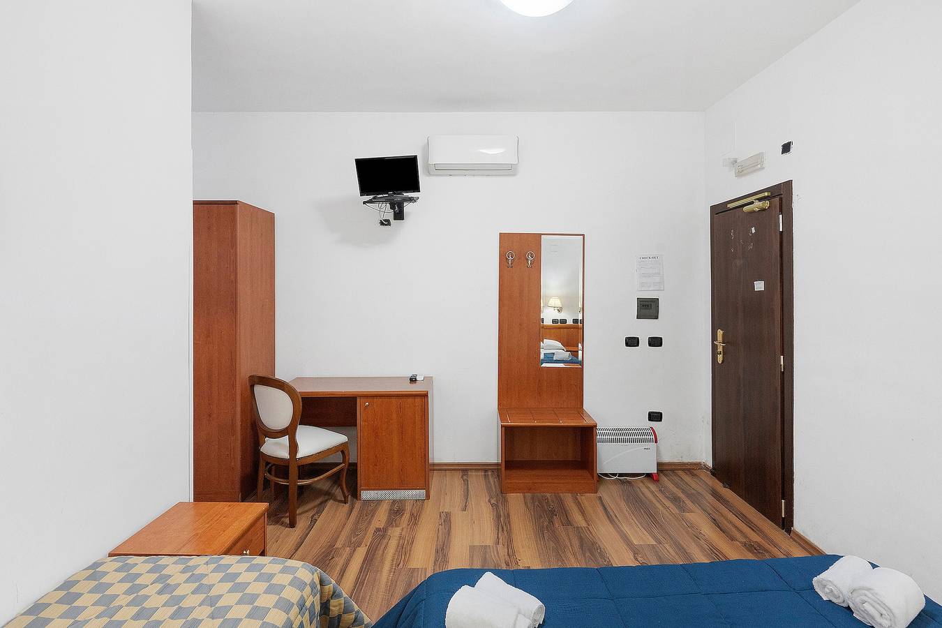 Bed and Breakfast H Pompeii Ruiins - Habitación Triple Estándar 8 in Pompeya (Nápoles), Parque nacional del Vesubio