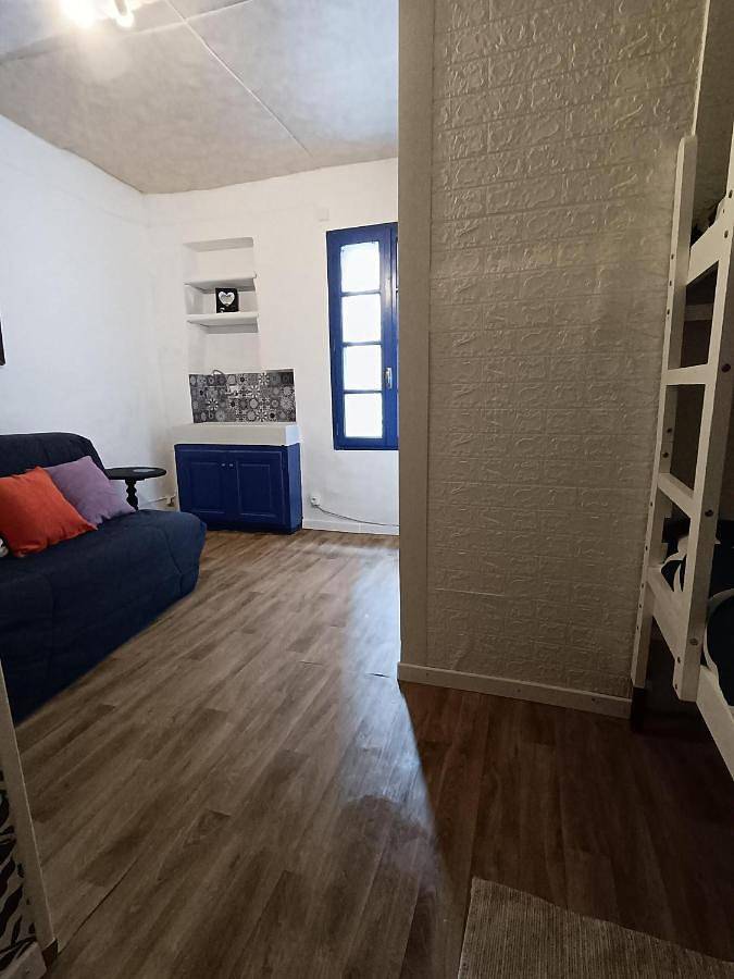 Chambre d’hôte pour 6 personnes, avec terrasse à Tuchan - 4