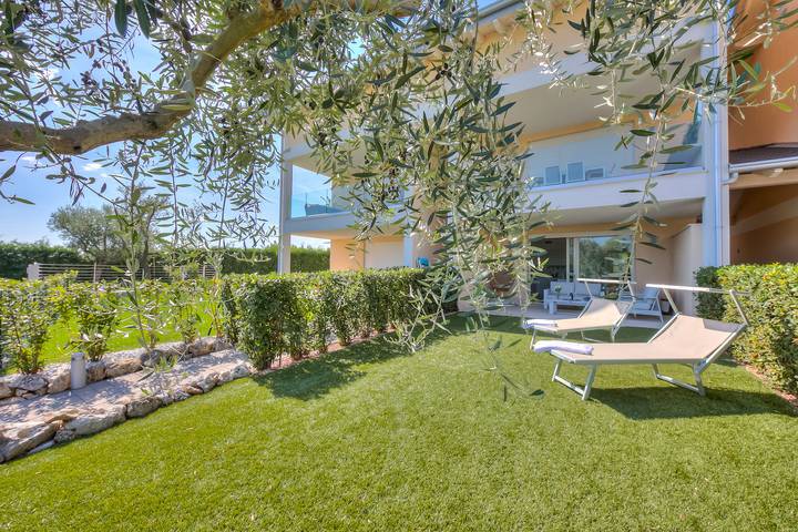 Ferienwohnung für 5 Personen, mit Terrasse und Pool, mit Haustier in Peschiera del Garda - 2