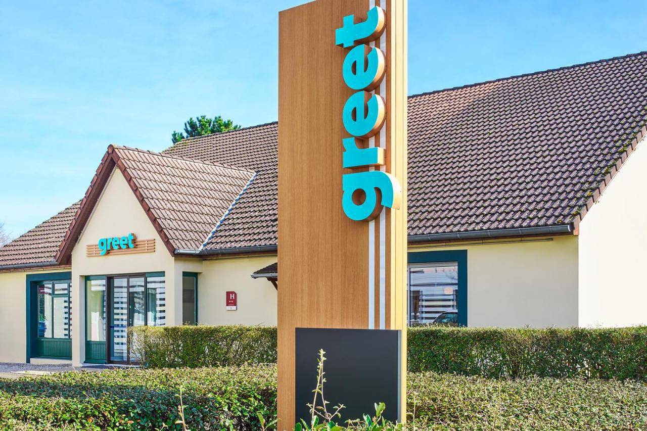 Greet Hotel Versailles - Voisins Le Bretonneux in Voisins-le-Bretonneux, Yvelines