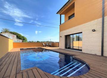 Chalet für 8 Personen in Sant Pere Pescador, Costa Brava, Bild 1
