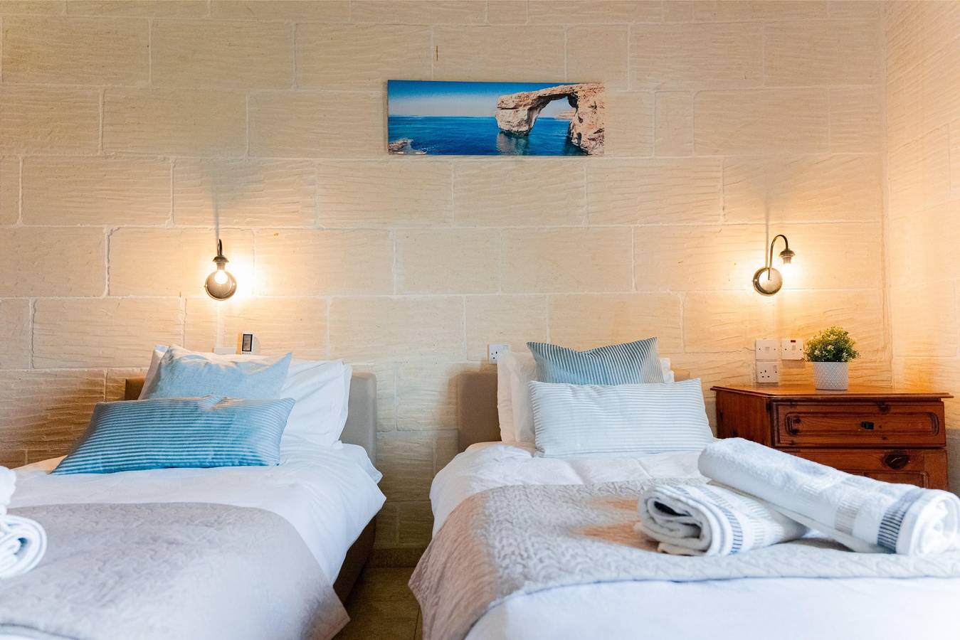 Villa Savona Sleeps 7 with Private Pool in Xaghra, Gozo