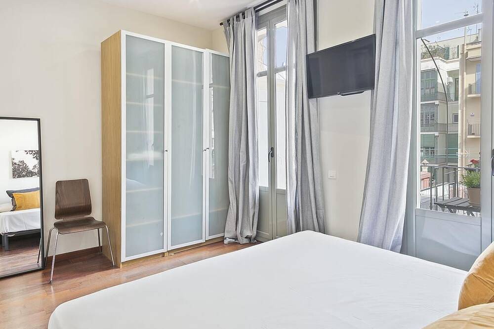 Apartamento entero, My Space Barcelona Apart. en Gràcia renovado ideal para familias y ejecutivos in Centro Barcelona, Barcelona