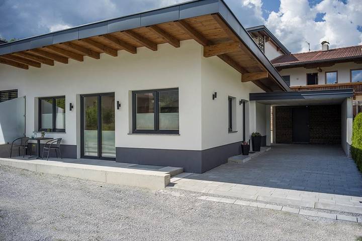 Bungalow für 6 Personen, mit Terrasse in Tirol