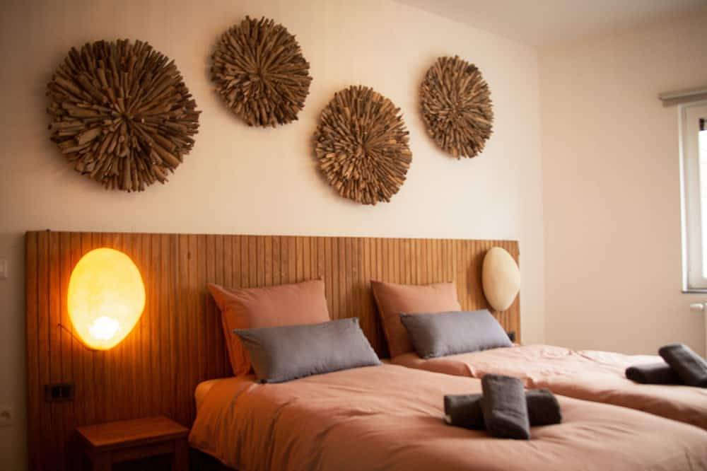 Geheel appartement, – 3-Bedrooms Apartment with Terrace near Charleroi Airport in Ransart, Charleroi