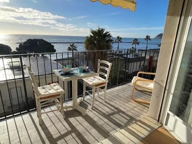 Apartamento de vacaciones para 6 personas, con vistas y balcón - 1