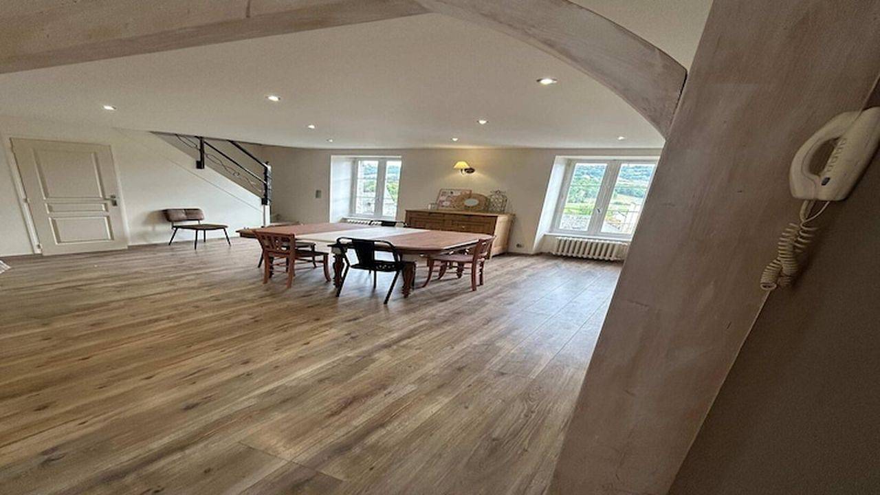 Ganze Ferienwohnung, Ferienwohnung für 8 Personen (160 m²) in Murat in Regionaler Naturpark Volcans d'Auvergne