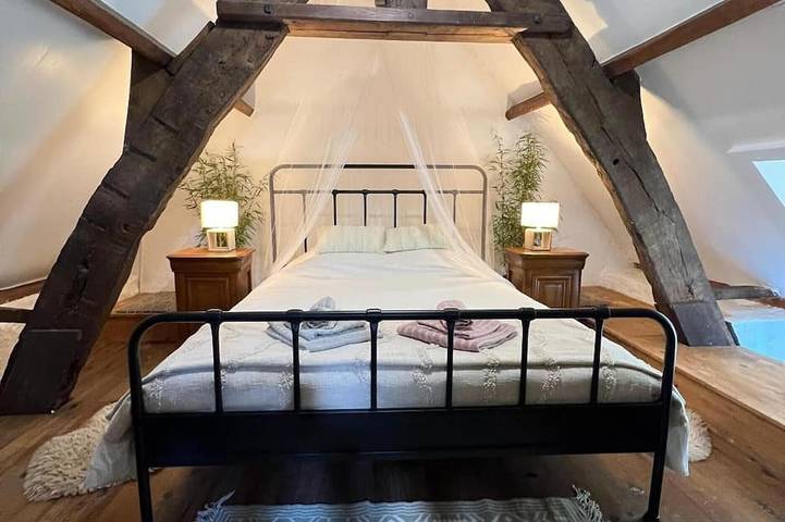 Gîte pour 2 personnes, avec jardin, animaux acceptés à Saint-Côme-du-Mont - 2