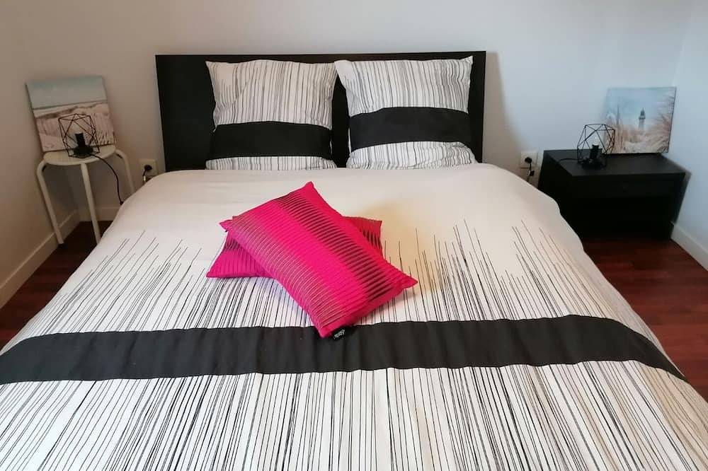 Apartamento entero, Beachfront apartment with balcony 50 m from the beach in Saint-Nic, Châteaulin und Umgebung