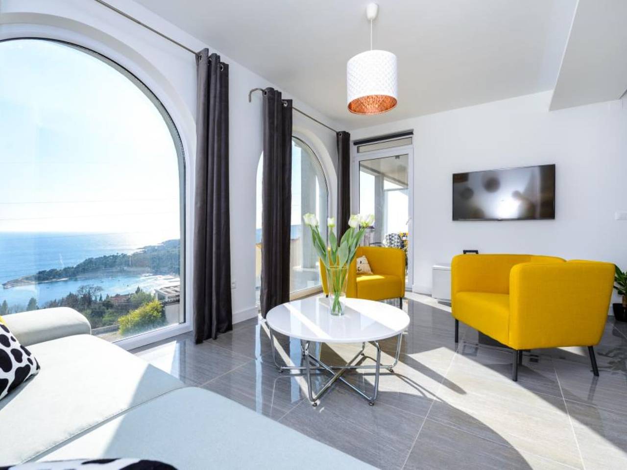 Cijeli apartman, Apartments Villa Capitano - Two Bedroom Apartment with Balcony and Sea View (Žuti) in Mlini, Dubrovačko-neretvanska županija