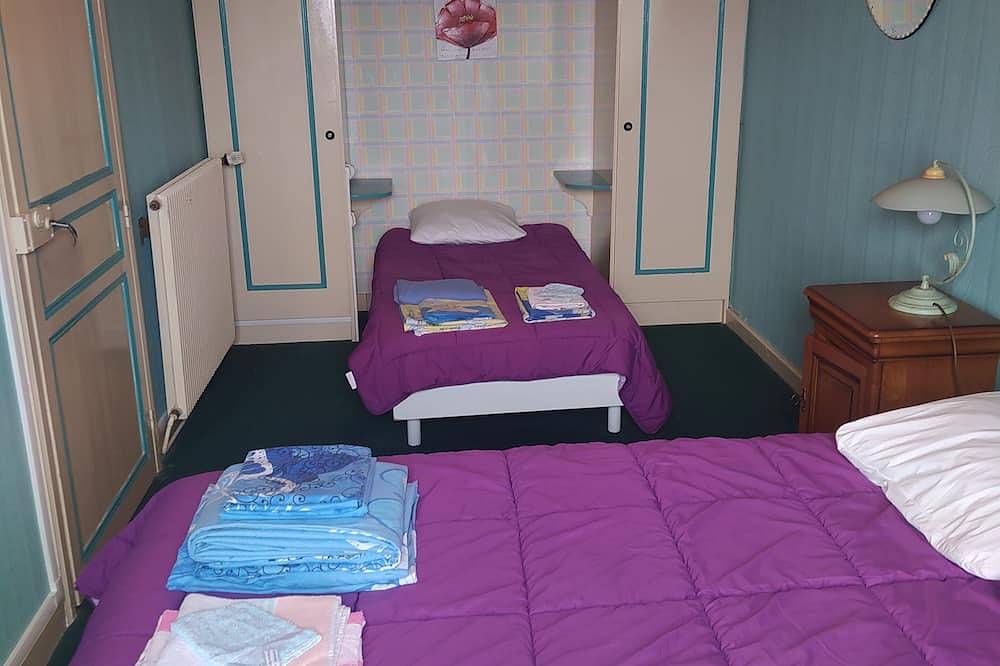 Waterfront house Ker Loïc in Binic, Côte de Goëlo