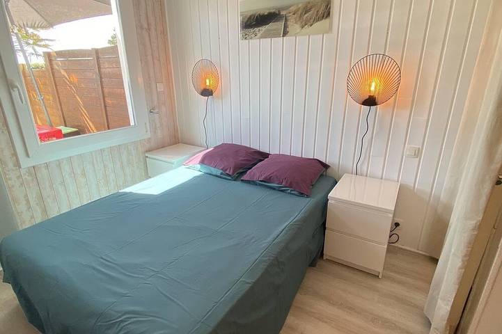 Location de vacances pour 4 personnes, avec jardin ainsi que terrasse et piscine dans Plage Du Bilou Le Conquet - 3