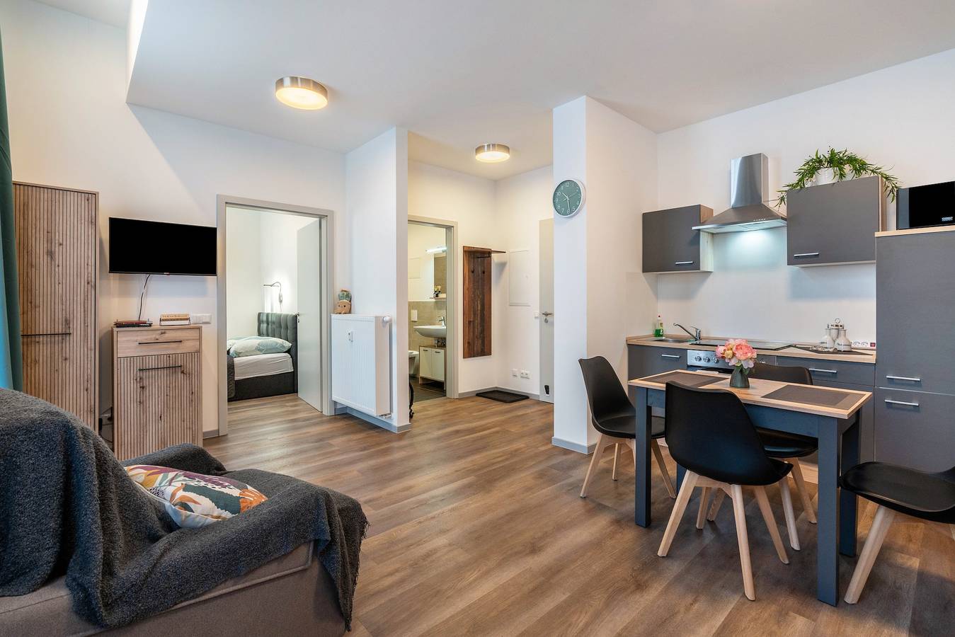 Ganze Wohnung, Apartment 'Murihaus' mit privater Terrasse und Wlan in Aue, Erzgebirge