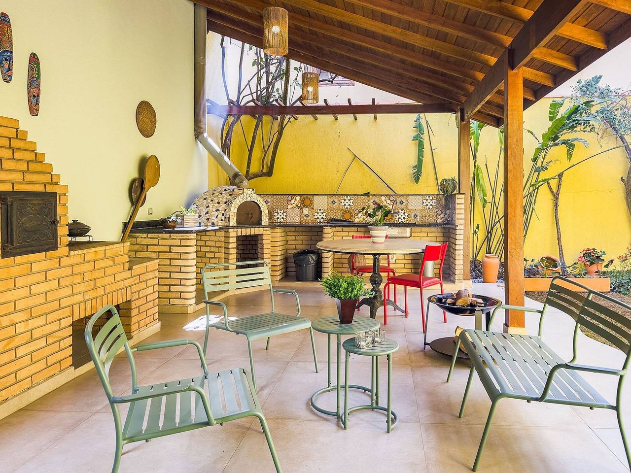 Home with Gourmet Area & 3 Suites – Granja Viana in Carapicuíba, San Paolo (stato)