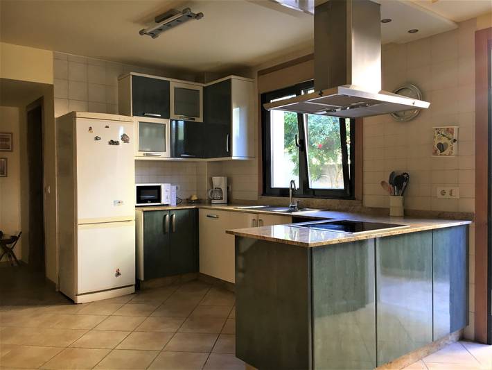 Chalet para 5 personas, con jardín además de terraza y piscina en Provincia de Pontevedra - 4