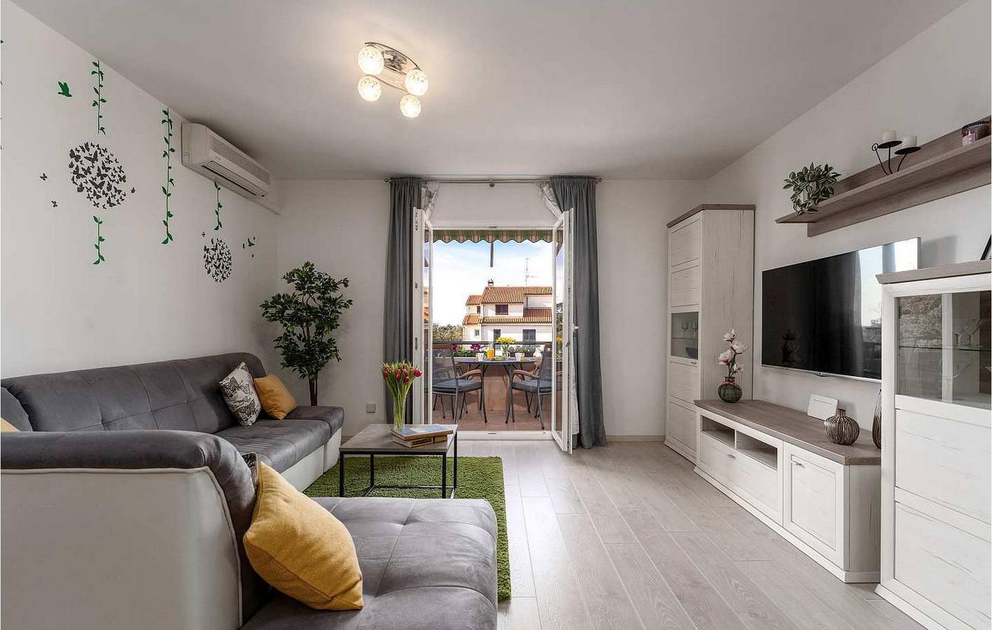 Appartement de vacances entier, Appartement de vacances pour 5 personnes avec terrasse in Poreč, Région de Porec