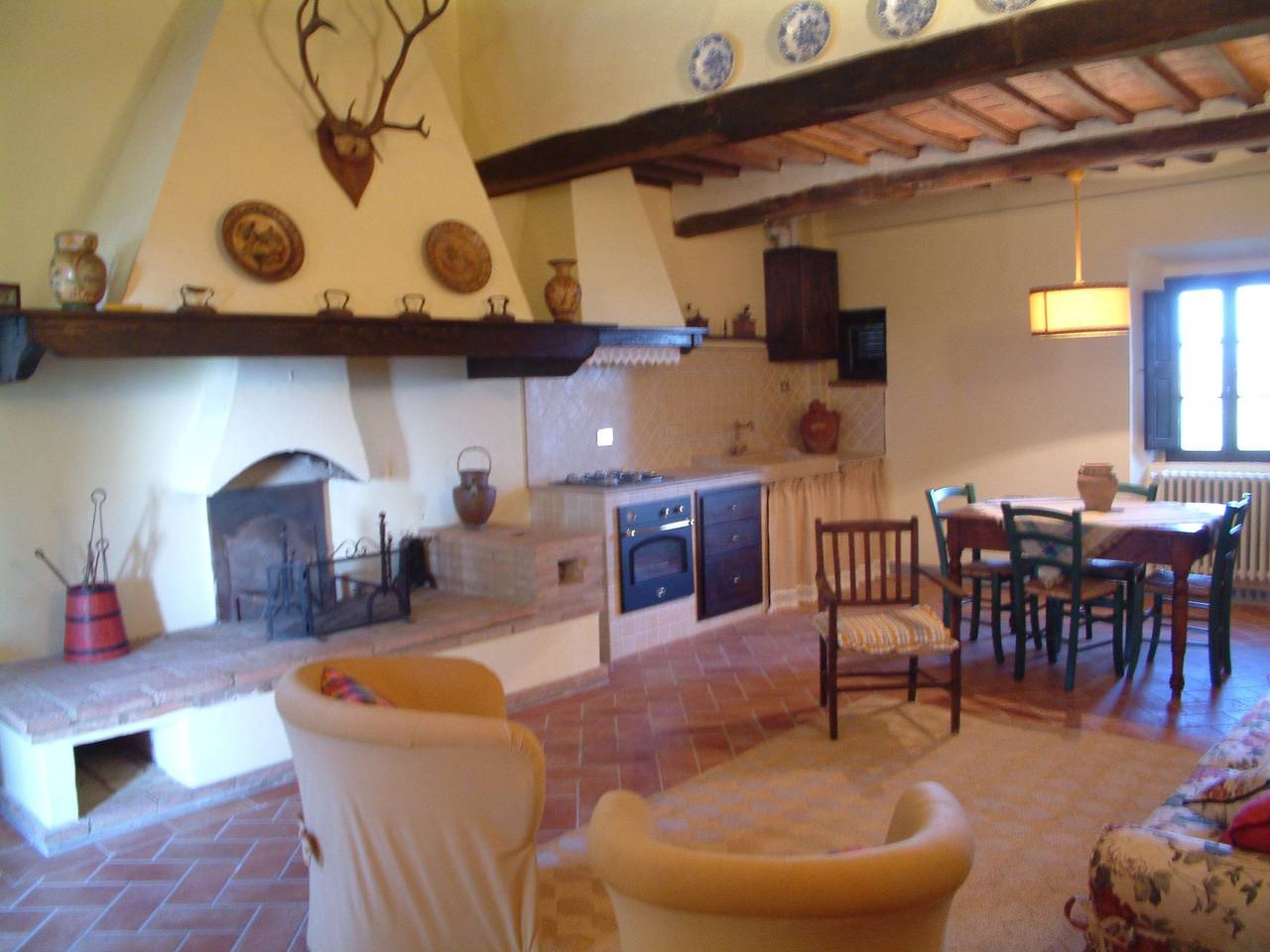 Villa 'Cimpoli casa' mit Garten und Grill in Chianni, Etruskische Küste