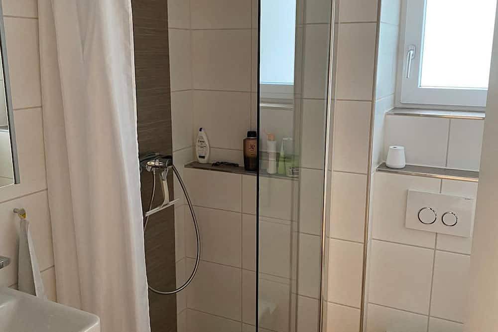 Ganze Wohnung, Panorama Bachtelweg - Appartement/Fewo, Dusche, Wc, Terrasse in Bad Wurzach, Region Bodensee-Oberschwaben