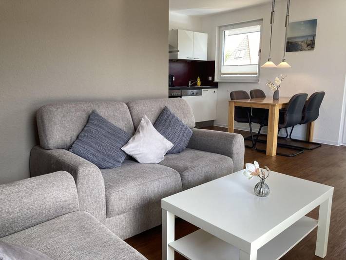 Ferienwohnung für 4 Personen, mit Meerblick und Balkon sowie Whirlpool in Kellenhusen - 2