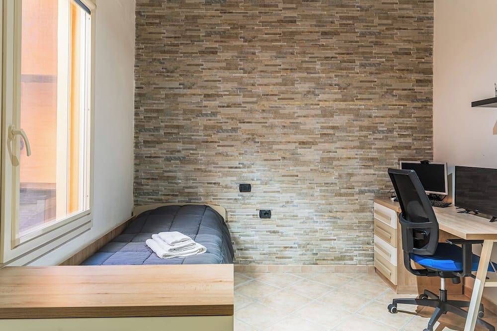 Vacation home Monserrato Cagliari - Ryan's house - Breakfast included in Monserrato, Campidano